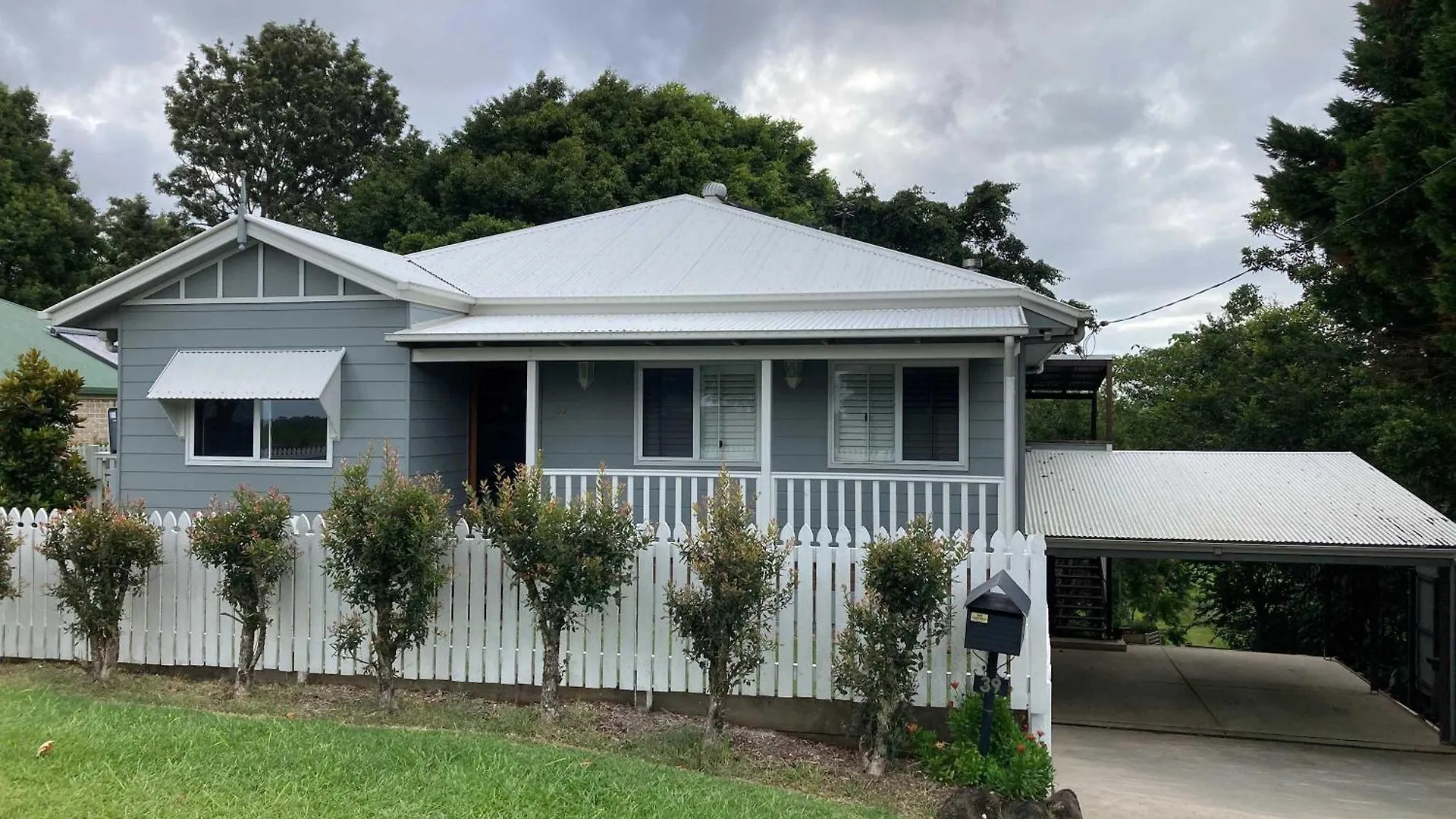 Mandy'S At Maleny Villa